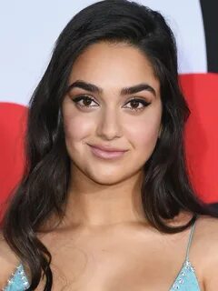 Geraldine Viswanathan resimleri - Afis Geraldine Viswanathan