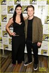 Ben McKenzie & Morena Baccarin Are Officially Married!: Phot