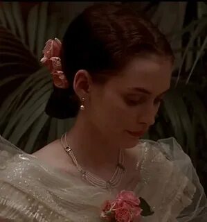 Лучшие Winona Ryder Nip Slip GIF Gfycat