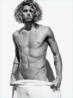 Jay Alvarrez + Chuck Bilgrien 2016 Mario Testino Towel Serie