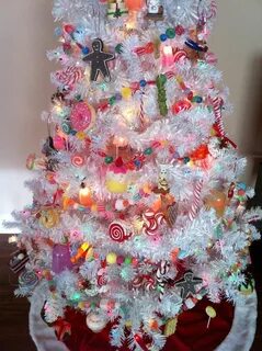 candy-themed-christmas-tree-ideas Candy christmas tree, Whit