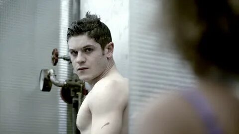 Iwan Rheon as Simon Bellamy shirtless in Misfits 2 × 04 "Epi