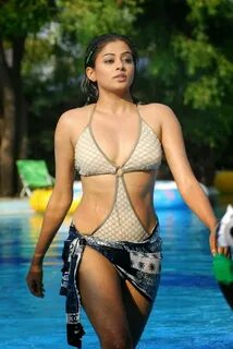 Pin on south actress priyamani HD bikini pics