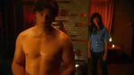 Tom Welling in "Smallville" (Ep. 9x09, 2009) - Nudi al cinem