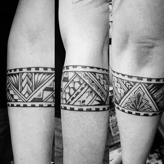 Armband Tattoos #Samoantattoos Tatouages maya, Tatouage, Tat