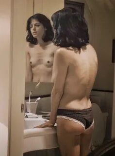 Selma Blair boobs Naked body parts of celebrities