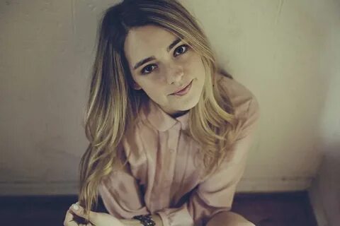 Who is Katelyn Tarver dating? Katelyn Tarver boyfriend, husb