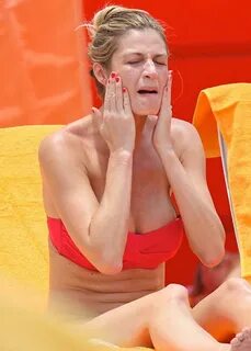 ERIN ANDREWS in Bikini - HawtCelebs