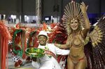 Голые Дамы На Бразильском Карнавале