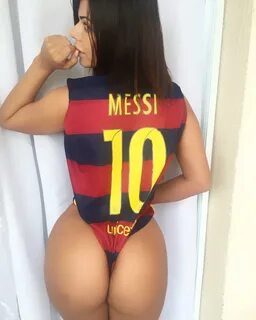 Photos - Meet brazian Model that's crazy about Lionel Messi 