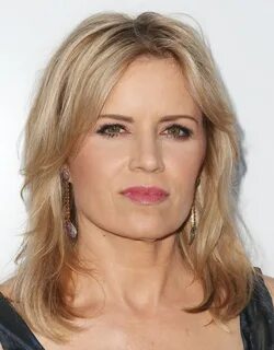 Picture of Kim Dickens
