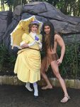 Tarzan and Jane in Disneyland Disney halloween costumes, Tar
