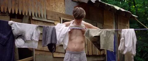 The Stars Come Out To Play: Nick Robinson - Shirtless & Bare