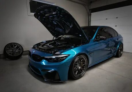 BMW M3 стал просто неотразим в цвете Atlantis Blue carakoom.