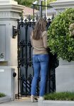 More Pics of Elizabeth Hurley Skinny Jeans (4 of 5) - Jeans 