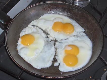 File:Three fried eggs.jpg - Wikimedia Commons