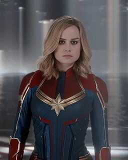 #CaptainMarvel hashtag a Twitteren Captain marvel, Captain m