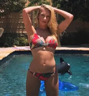Courtney Miller (American YouTuber, Smosh) - 45 Pics xHamste
