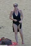 Christina Applegate Wears a Revealing Swimsuit in Hawaii POP