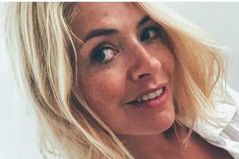 Holly willoughby leaked photos 🌈 Holly Willoughby's fans spo