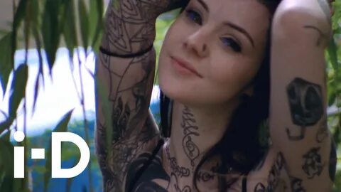 Grace Neutral The Tattoo-Covered Alien Princess