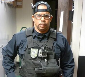 Darien long mall cop