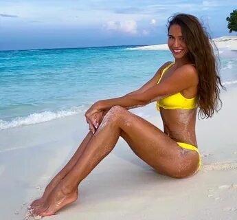 Optymalny orzech Przyjęcie madison keys bikini konto Potrzeb