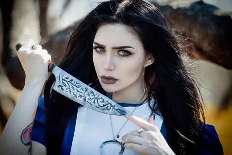 American McGee's Alice Cosplay