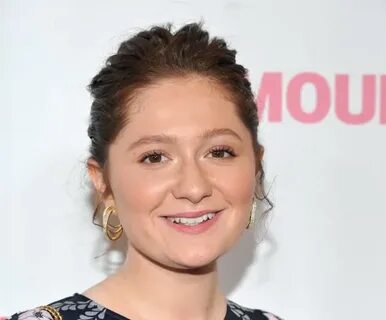 Roseanne Star Emma Kenney Reacts to ABC Show's Cancellation 