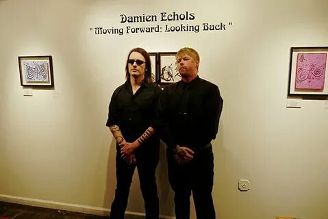 Kerfuffle at Damien Echols' Exhibit - horrorfeminista