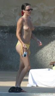 Anna_Friel_Hot_Topless_Bikini_Pictures_wWw.KhiKhiCuoi.Us_9_G