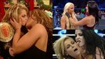 WWE DIVAS Kisses Each Other WWE LESBIANS KISS sexy lesbians 