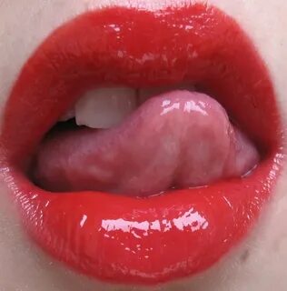 Une bouche ultra rouge qui tient! Belles lèvres, Art des lèv
