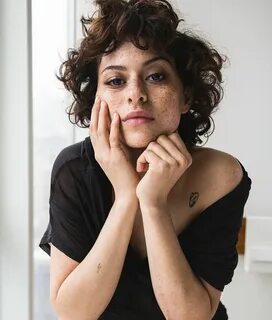 уволнявам Никой прехвърляне alia shawkat bikini извиквам атр