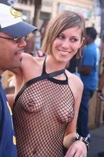 Downblouse, see-thru :: Wpadka, nip slip, see-thru, downblou