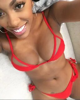 Porsha Williams Thirst Trapping In Hawaii #ForTheBros (Photo