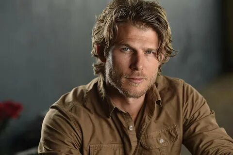 Travis Van Winkle Bio, Age, Height, Career, Personal Life, N