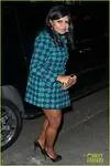 mindy-kaling-i-like-strong-men-which-surprises-people-01