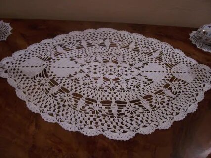 Free Pattern Oval Crochet Doily - Easy Crochet Patterns