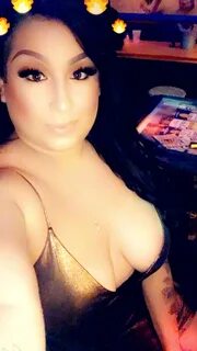 1) 661-593-3815 Yvette Hispanic / Latin Transsexual Escort T