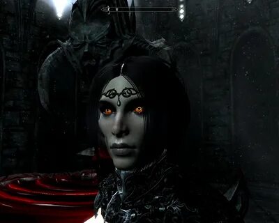 Improved Dawnguard Vampire Eyes - glowing and non-glowing at