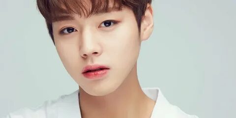 Park Ji Hoon says he's working out so he can show fans his a