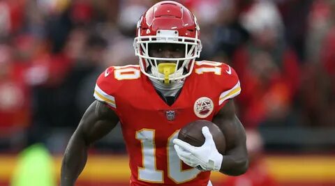 Chiefs' Tyreek Hill vows to grow in first comments since ret
