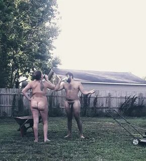M+F Naked Yard Work - Reddit NSFW