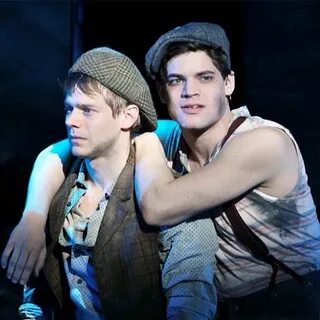 Andrew Keenan-Bolger Wiki Broadway Amino