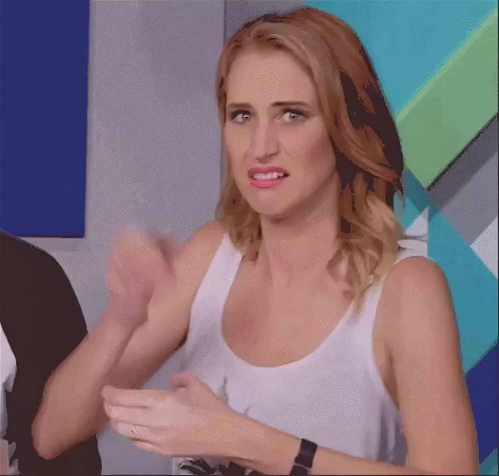 Maude Garrett Jerk Off GIF - Maude Garrett Jerk Off Sarcasti