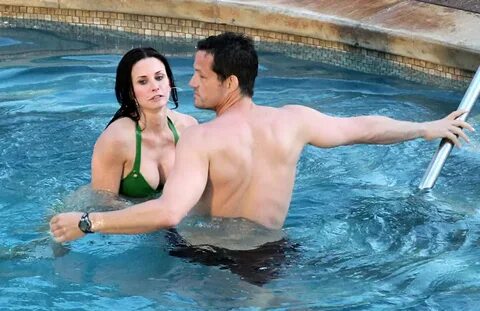 6k pics: Courteney Cox In A Bikini With Bigger And Better Bo