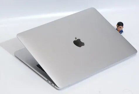 Jual MacBook Pro Touch Bar 2018 13-inch Core i5 Bekas Jual B