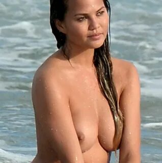 Chrissy Teigen Naked Photoshoot