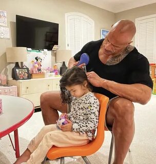 Dwayne Johnson The Rock Brushing His Daughter's Hair